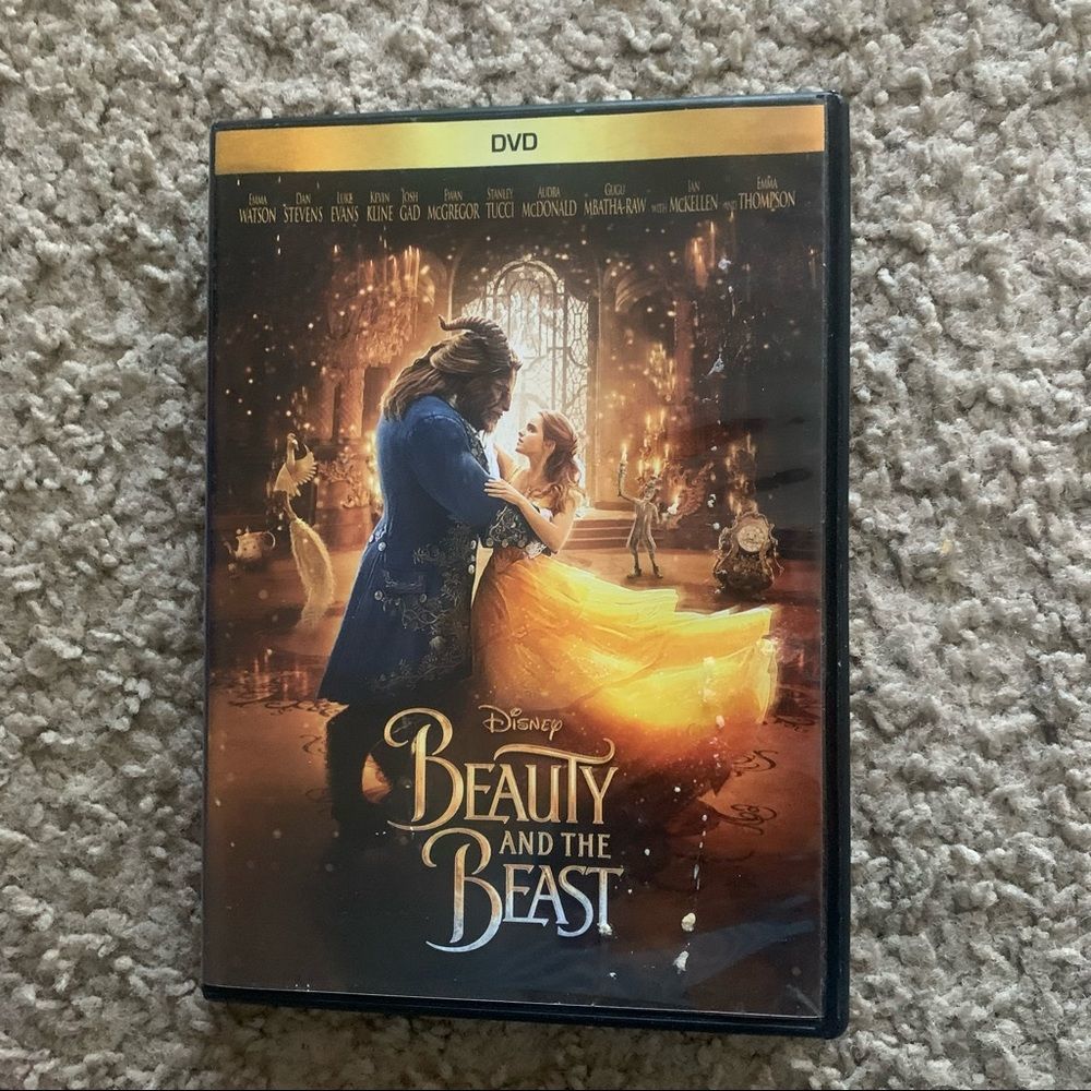 🚨5 for $25 Special Sale🚨Beauty & The Beast DVD - movie